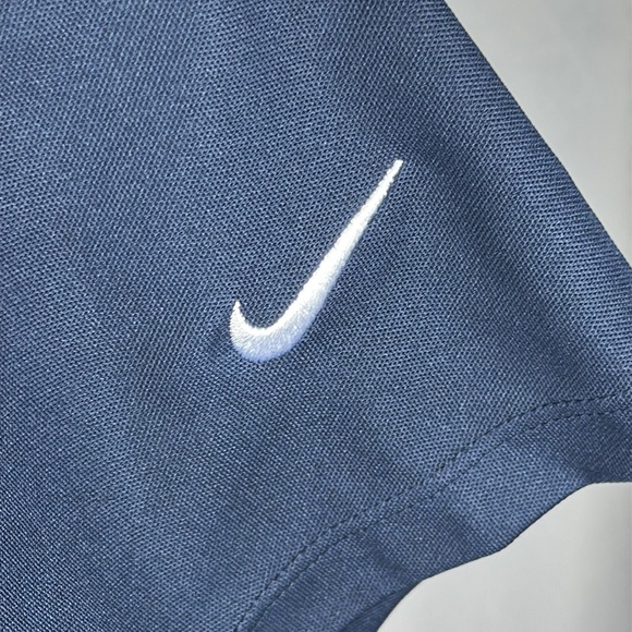 NWT Nike Men’s Golf Polo with Delola on Left Chest - Picture 7 of 12